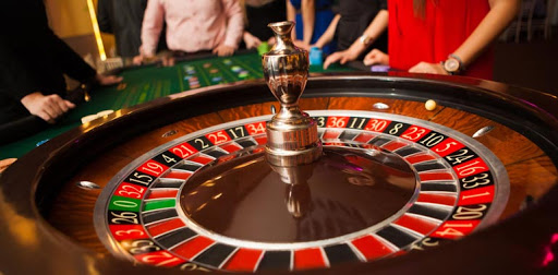 Why Online Gambling the New Trend?
