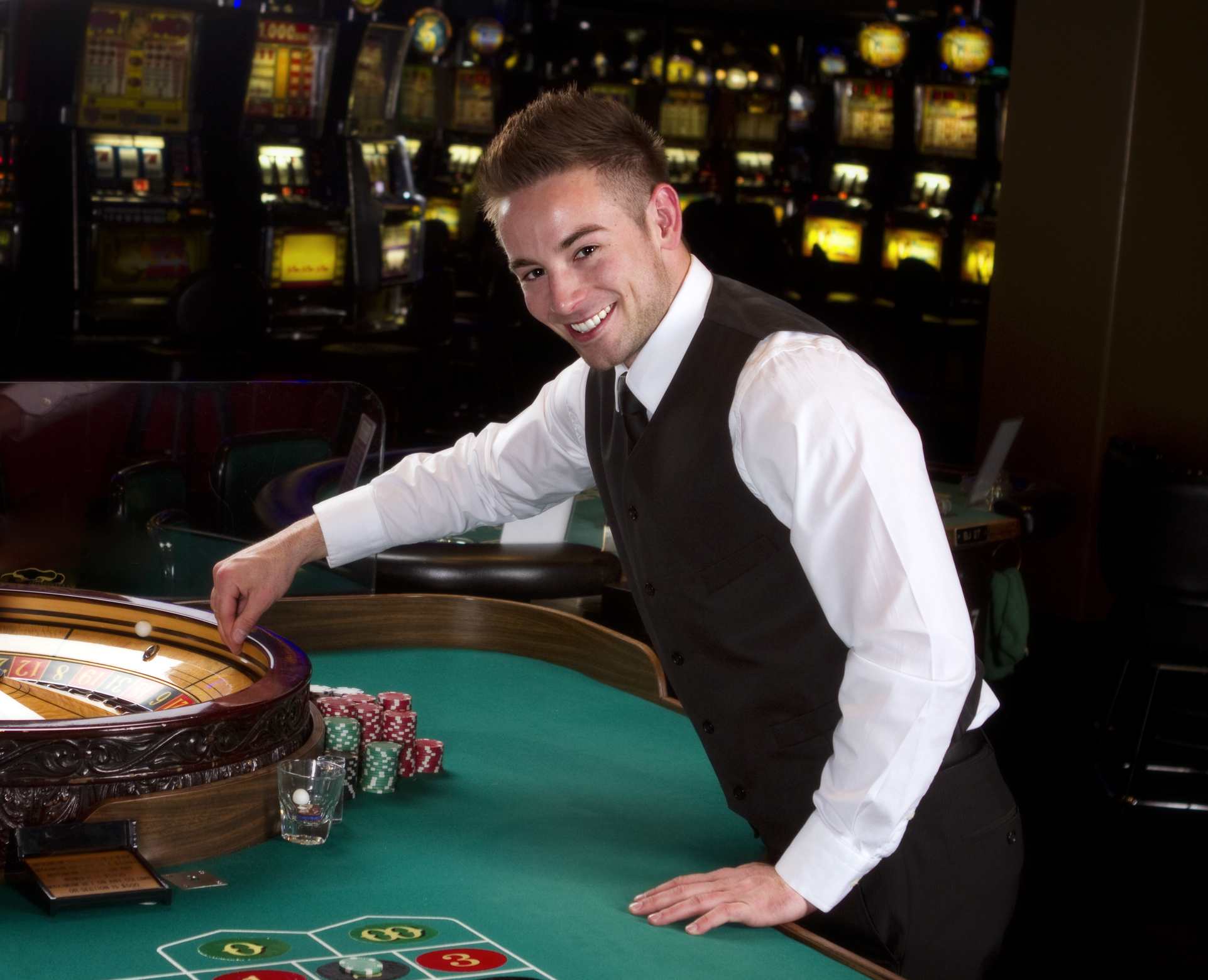 Enjoying Real Gambling in Online Slot Games
